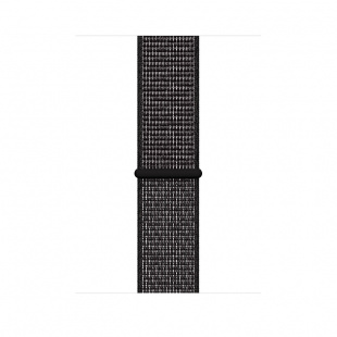 Apple Watch SE // 40мм GPS // Корпус из алюминия серебристого цвета, спортивный браслет Nike чёрного цвета (2020)