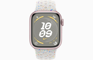 Apple Watch Series 9 // 45мм GPS+Cellular // Корпус из алюминия розового цвета, спортивный ремешок Nike цвета "чистая платина"