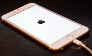 Цена iPhone 7 будет снижена на 100$