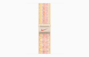 Apple Watch Series 9 // 41мм GPS // Корпус из алюминия цвета "темная ночь", спортивный браслет Nike цвета "сияющая звезда/розовый"
