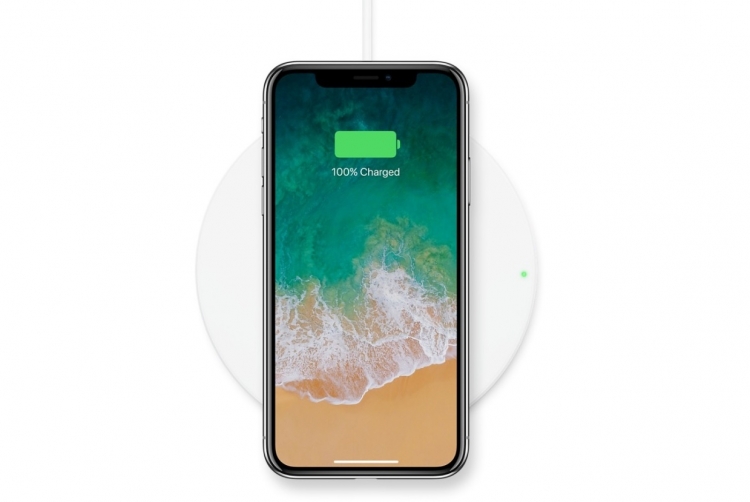 Belkin Boost Up Wireless Charging Pad - беспроводная зарядная панель