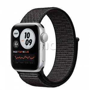 Купить Apple Watch SE // 40мм GPS // Корпус из алюминия серебристого цвета, спортивный браслет Nike чёрного цвета