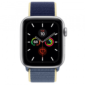 Купить Apple Watch Series 5 // 44мм GPS // Корпус из алюминия серебристого цвета, спортивный браслет цвета «морской лёд»