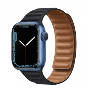 Apple Watch Series 7 // 41мм GPS // Корпус из алюминия синего цвета, кожаный браслет цвета «тёмная ночь», размер ремешка M/L