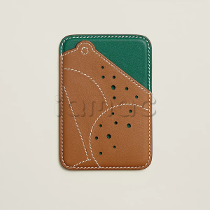 Чехол-бумажник Hermès "Frog" с MagSafe для iPhone, цвет Vert Moyen/ Светло-зелёный