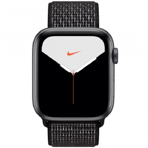 Купить Apple Watch Series 5 // 44мм GPS // Корпус из алюминия цвета «серый космос», спортивный браслет Nike чёрного цвета