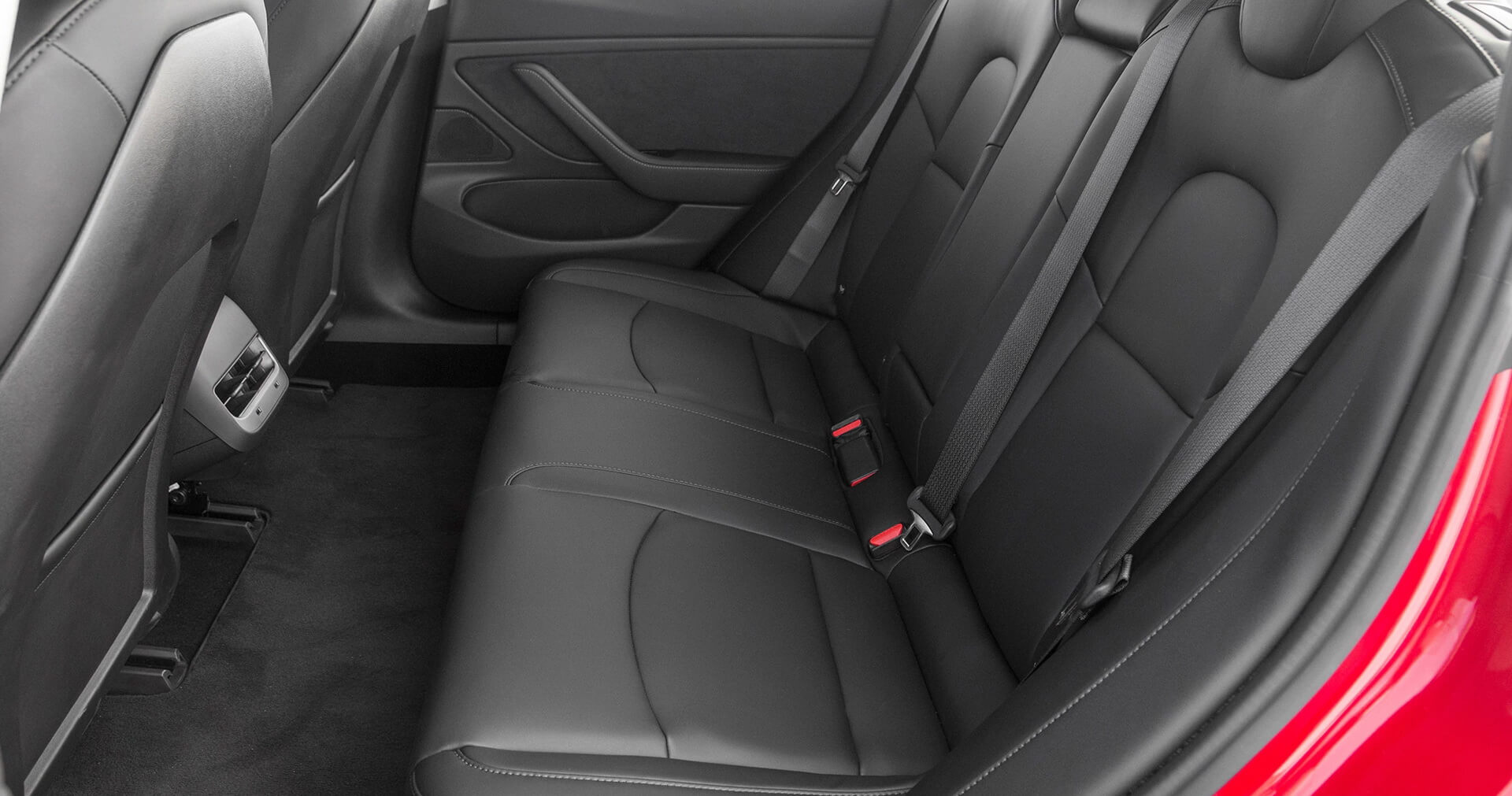 tesla-model-3-2017-long-range-interior-hevcars-06.jpg