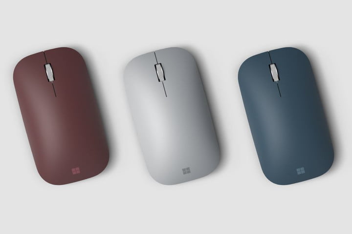 microsofts-surface-mobile-mouse-complements-your-new-surface-go.jpg