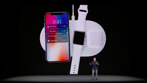 iPhone X получил беспроводную зарядку