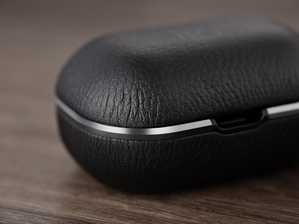 bang_olufsen_beoplay_E8_2.0_black_2.jpg