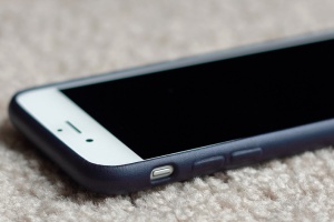 iPhone 7 - Чехол с беспроводной зарядкой: новый патент Apple