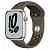 Купить Apple Watch Series 7 // 45мм GPS // Корпус из алюминия цвета «сияющая звезда», спортивный ремешок Nike цвета «cерая олива/рабочий хаки»
