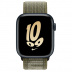 Apple Watch Series 8 // 45мм GPS // Корпус из алюминия цвета "темная ночь", спортивный браслет Nike цвета "секвойя/чистая платина"