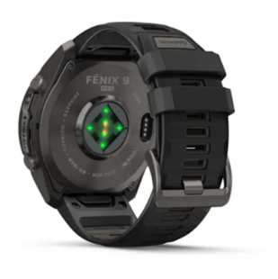Мультиспортивные часы Garmin Fenix 9 Pro (51mm), титановый корпус Carbon Gray DLC, черный силиконовый ремешок (Black/Pebble Gray)