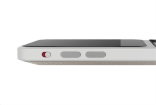 QWERTY-смартфон Clicks Communicator (Smoke)