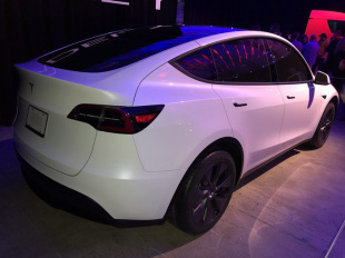 Tesla Model Y Long Range All-Wheel Drive White