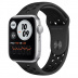 Apple Watch SE // 44мм GPS // Корпус из алюминия серебристого цвета, спортивный ремешок Nike цвета «Антрацитовый/чёрный» (2020)