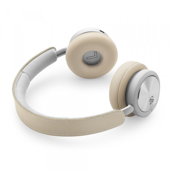 Bang Olufsen BeoPlay H8i Natural