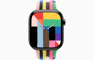 Apple Watch Series 11 // 42мм GPS+Cellular // Корпус из титана сланцевого цвета, спортивный ремешок цвета Pride Edition