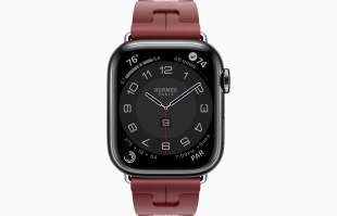 Apple Watch Series 9 Hermès // 45мм GPS+Cellular // Корпус из нержавеющей стали цвета "черный космос", ремешок Kilim Single Tour цвета Rouge H с раскладывающейся застёжкой (Deployment Buckle)