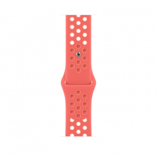 Apple Watch Series 7 // 45мм GPS // Корпус из алюминия цвета «сияющая звезда», спортивный ремешок Nike цвета «волшебная искра/нежная заря»