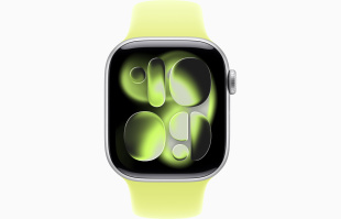 Apple Watch Series 11 // 42мм GPS // Корпус из алюминия серебристого цвета, спортивный ремешок цвета "неоновый желтый"