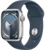 Apple Watch Series 9 // 45мм GPS // Корпус из алюминия серебристого цвета, спортивный ремешок цвета "штормовой синий"