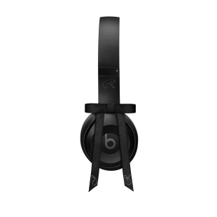 Беспроводные накладные наушники Beats Solo 4 JENNIE Special Edition, черный оникс