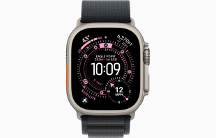 Apple Watch Ultra 3 (2025) // 49мм GPS+Cellular // Корпус из титана, ремешок Alpine Loop черного цвета