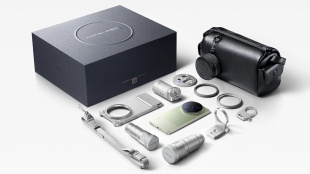 Смартфон vivo X300 Ultra Photography Kit с фотонабором, 12Гб/256Гб (Silver)