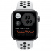 Apple Watch Series 6 // 44мм GPS // Корпус из алюминия цвета «серый космос», спортивный ремешок Nike цвета «Чистая платина/чёрный»