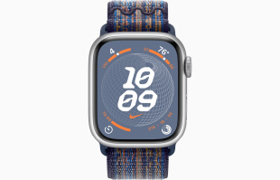 Apple Watch Series 9 // 45мм GPS+Cellular // Корпус из алюминия серебристого цвета, спортивный браслет Nike цвета "королевская игра/оранжевый"