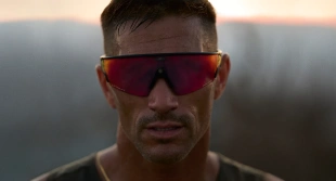 Умные очки Oakley Vanguard (Черная оправа, линзы Prizm Road)