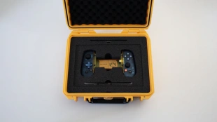 Мобильный геймпад One (Limited Edition)