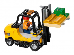 Конструктор LEGO City Trains Пассажирский поезд (60197)