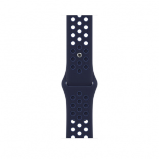 Apple Watch Series 7 // 41мм GPS // Корпус из алюминия цвета «сияющая звезда», спортивный ремешок Nike цвета «ночной ультрамарин/мистический ультрамарин»