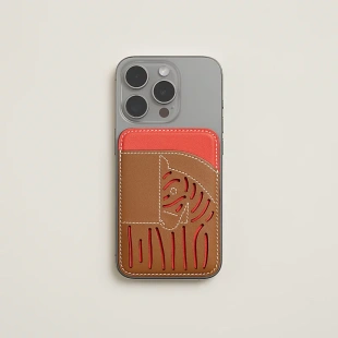 Чехол-бумажник Hermès "Zebra" с MagSafe для iPhone, цвет Orange Field / Кораллово-розово-оранжевый