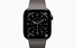 Apple Watch Series 11 // 46мм GPS+Cellular // Корпус из титана сланцевого цвета, блочный браслет сланцевого цвета