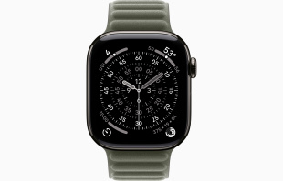 Apple Watch Series 11 // 46мм GPS+Cellular // Корпус из титана сланцевого цвета, браслет цвета "серый шалфей", с магнитной застежкой