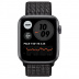Apple Watch SE // 44мм GPS // Корпус из алюминия цвета «серый космос», спортивный браслет Nike чёрного цвета (2020)