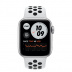 Apple Watch SE // 44мм GPS // Корпус из алюминия серебристого цвета, спортивный ремешок Nike цвета «Чистая платина/чёрный» (2020)