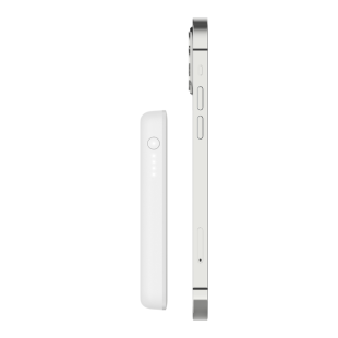 Портативный аккумулятор Belkin Power Bank Boost Charge 2500mAh Qi + MagSafe