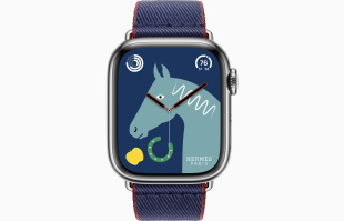 Apple Watch Series 9 Hermès // 41мм GPS+Cellular // Корпус из нержавеющей стали серебристого цвета, ремешок Twill Jump Single Tour цвета Navy/Rouge H