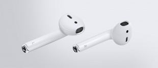 Apple AirPods New (2019) - наушники с зарядным кейсом