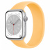 Apple Watch Series 8 // 45мм GPS // Корпус из алюминия серебристого цвета, монобраслет цвета "солнечное сияние"