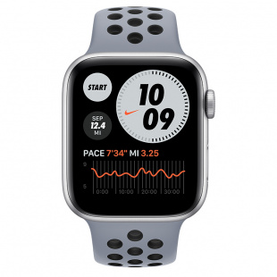 Apple Watch SE // 40мм GPS // Корпус из алюминия серебристого цвета, спортивный ремешок Nike цвета «Дымчатый серый/чёрный» (2020)